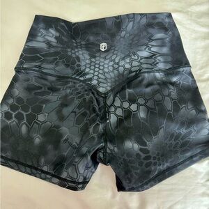 Born Primitive new heights booty shorts